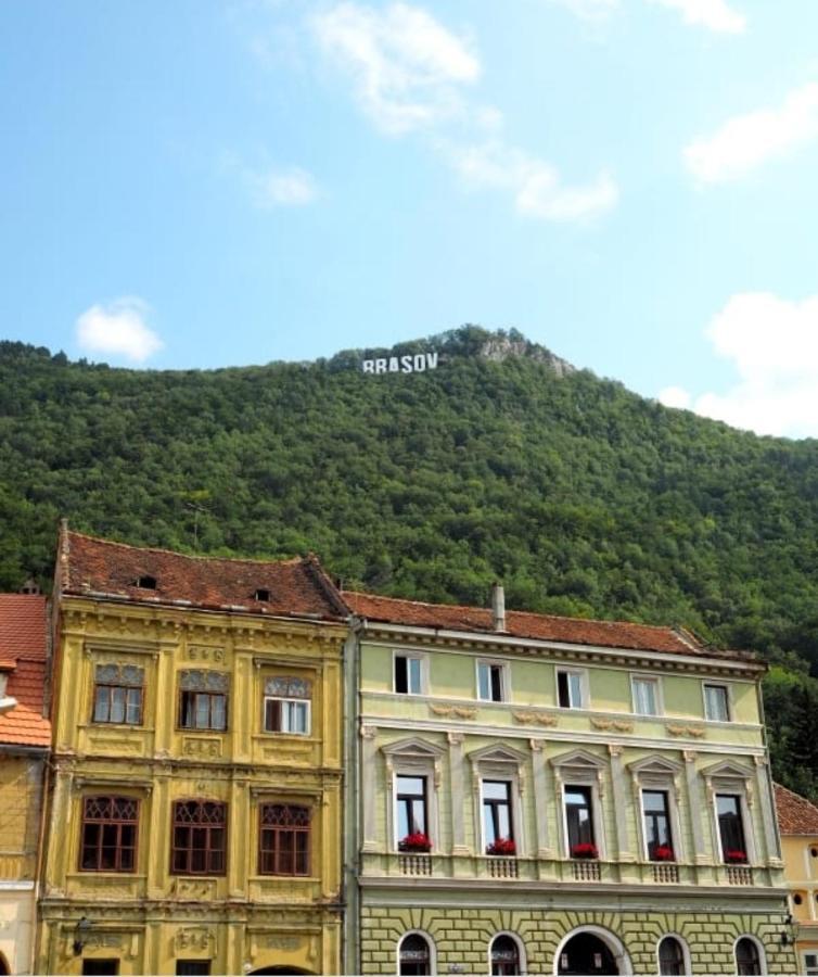 Camere In Regim Hotelier Braşov Exterior foto